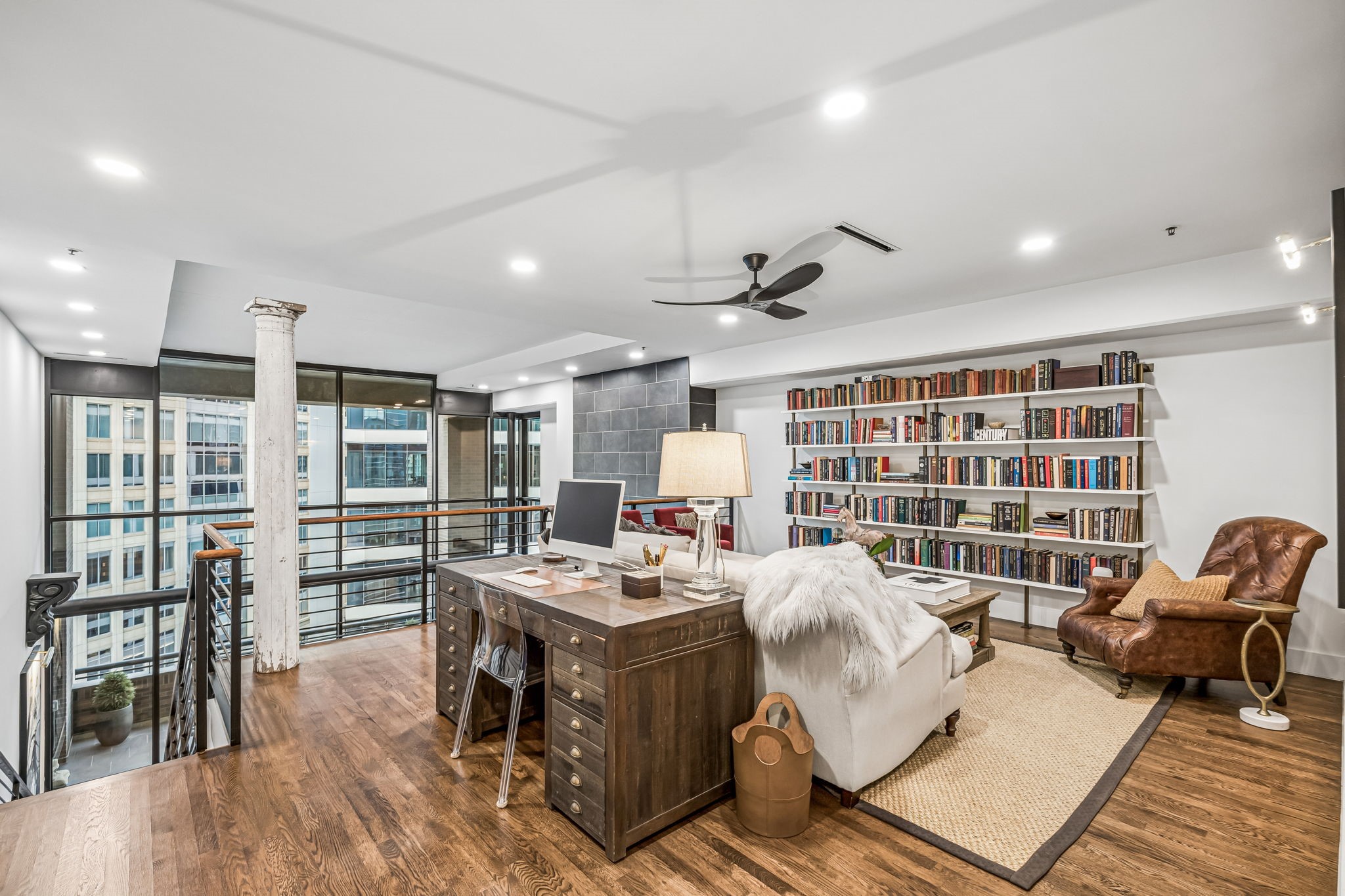 1999 Mckinney Avenue 1206