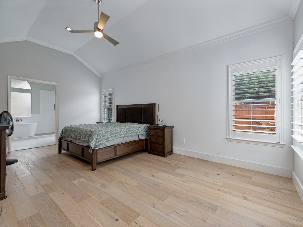 701 pine lakes