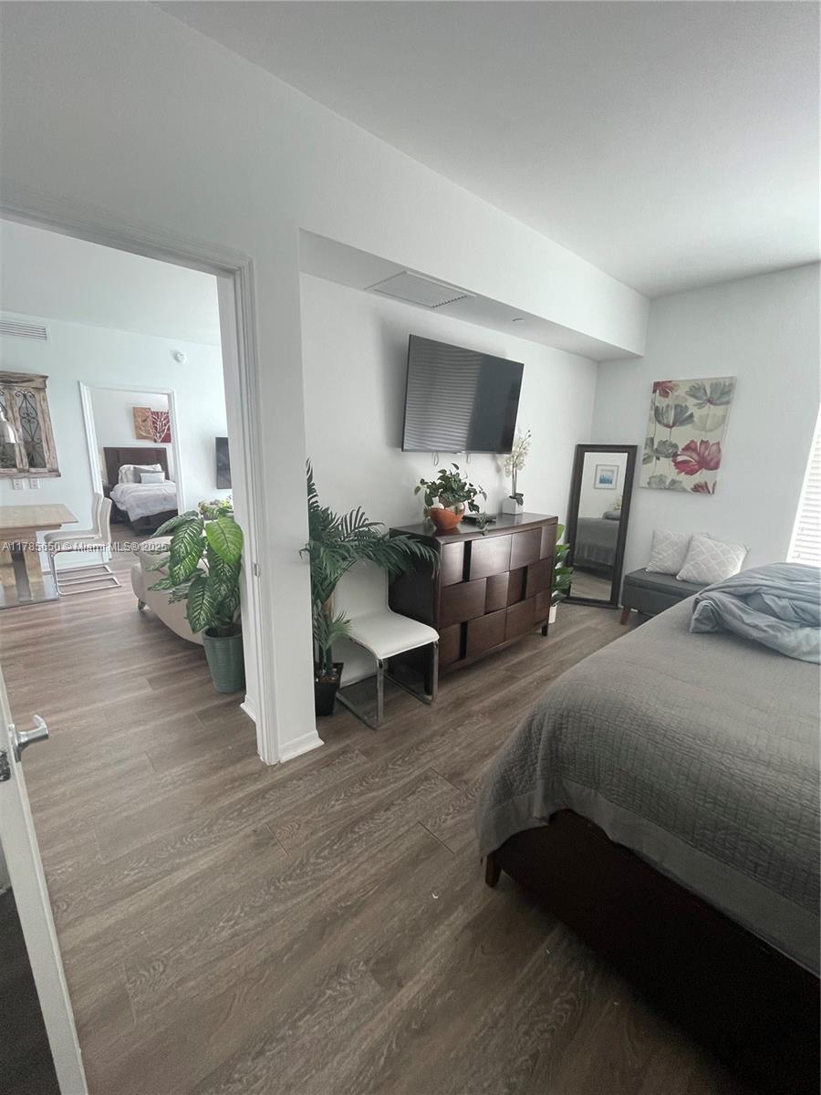 950 Brickell Bay Dr # 2907, Miami Unit: 2907