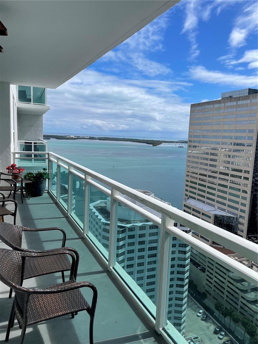950 Brickell Bay Dr # 2907, Miami Unit: 2907