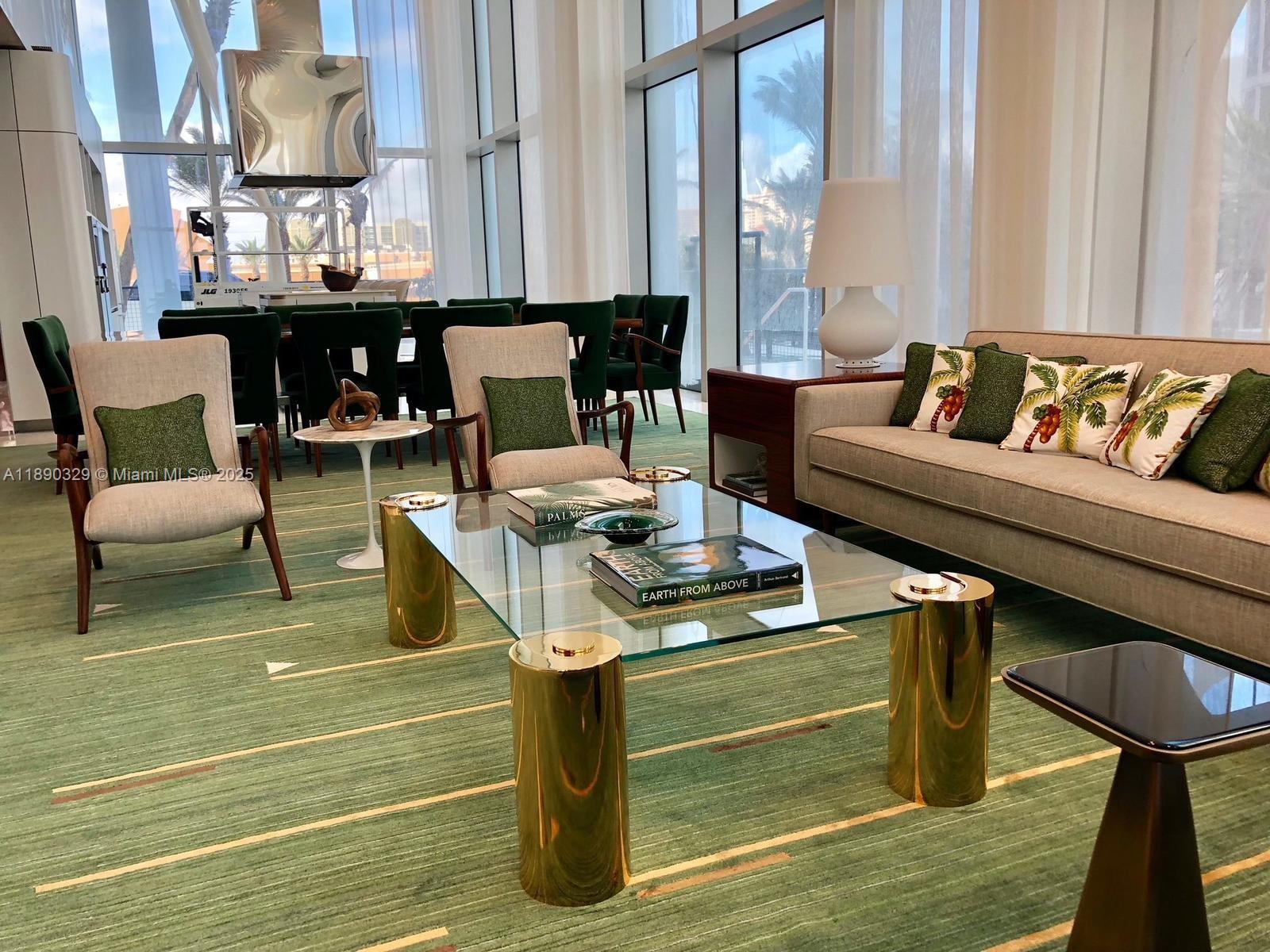 16901 Collins Ave # 801