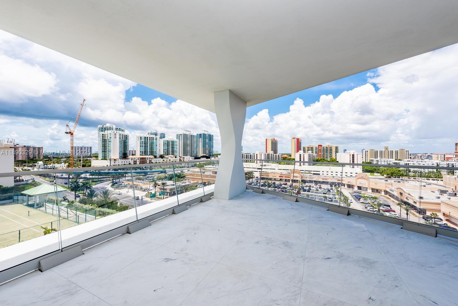 16901 Collins Ave # 801