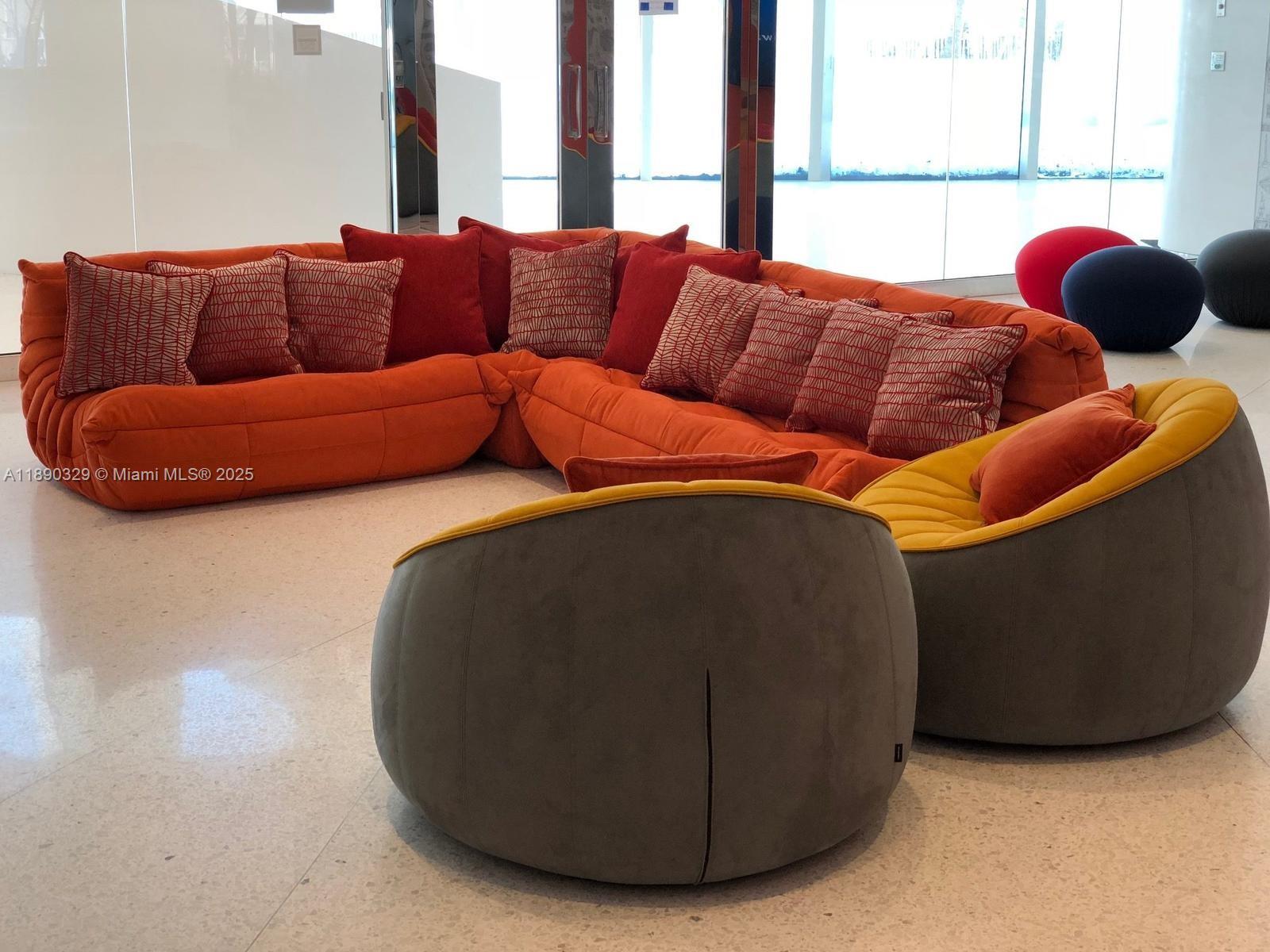 16901 Collins Ave # 801