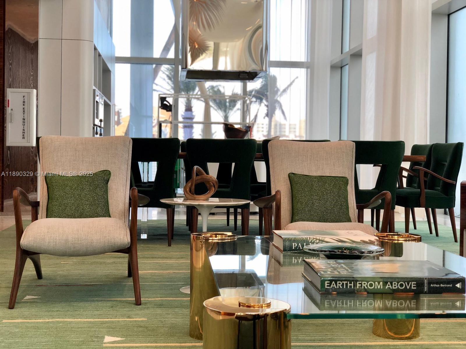 16901 Collins Ave # 801