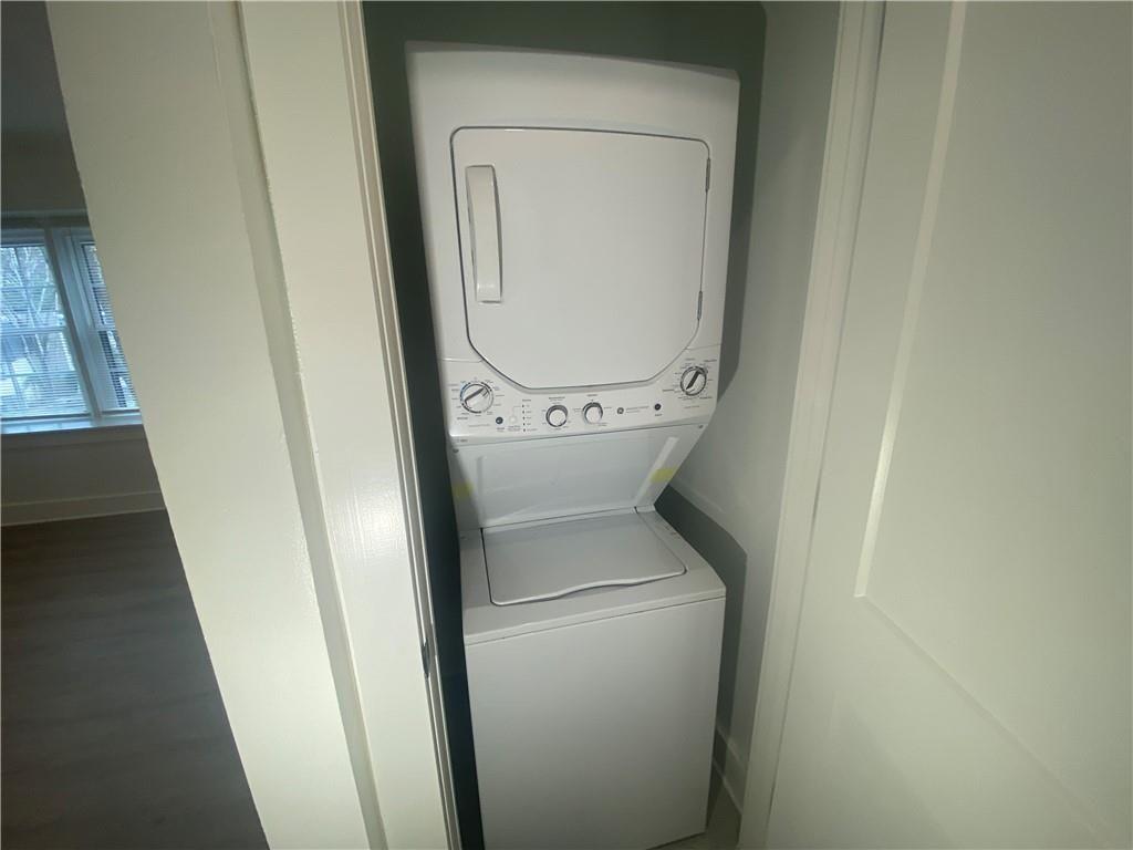 145 Amherst Place NW