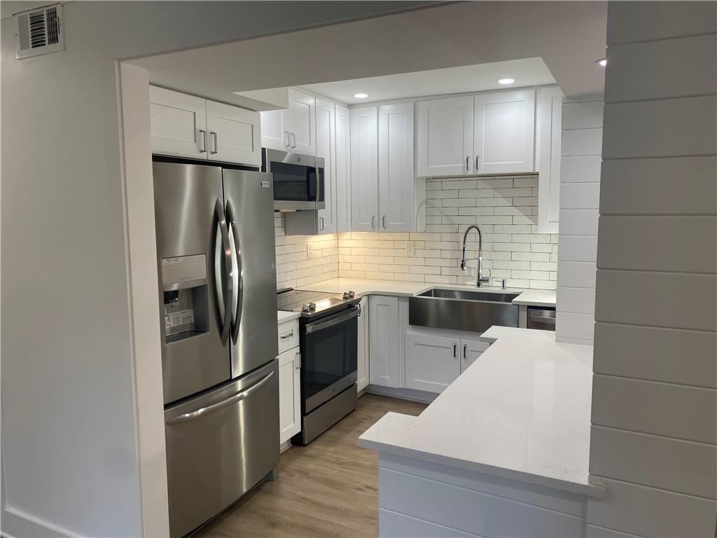 145 Amherst Place NW