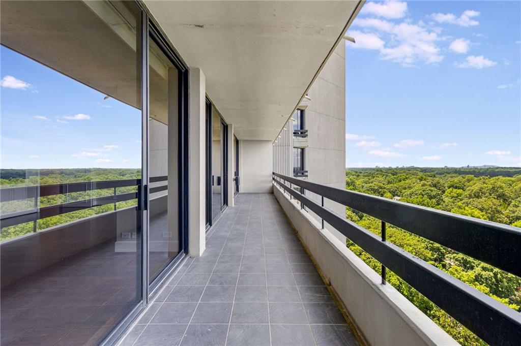 2660 Peachtree Road NW Unit 20D