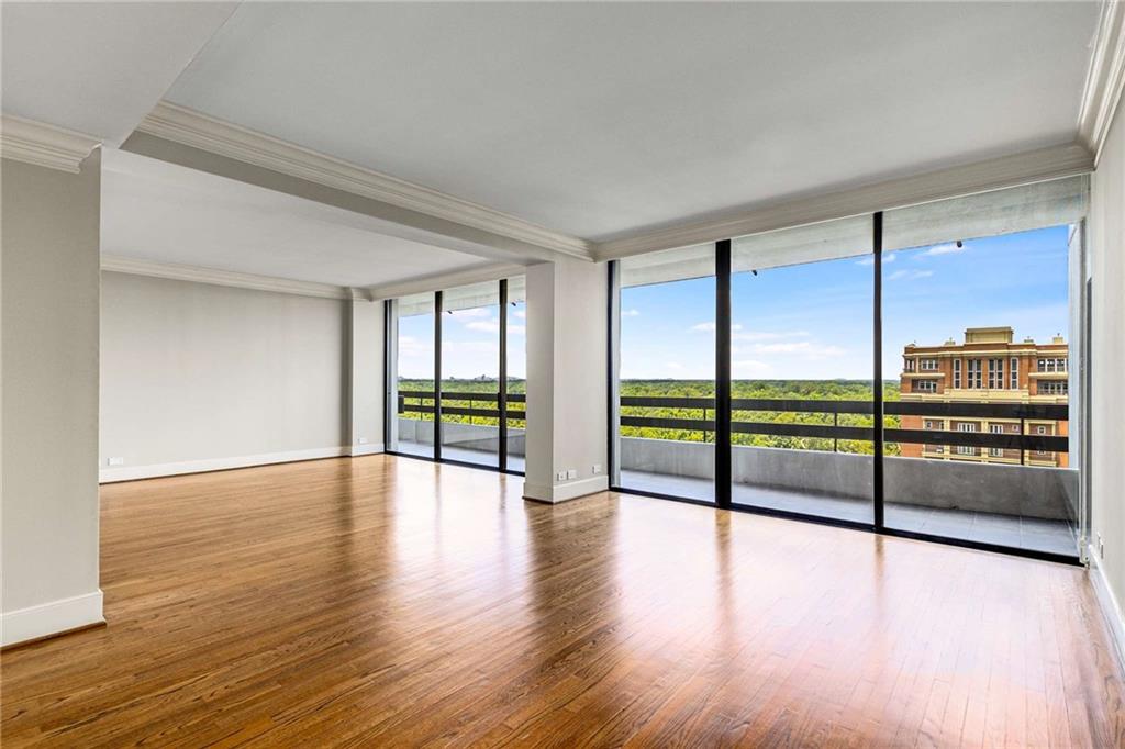 2660 Peachtree Road NW Unit 20D