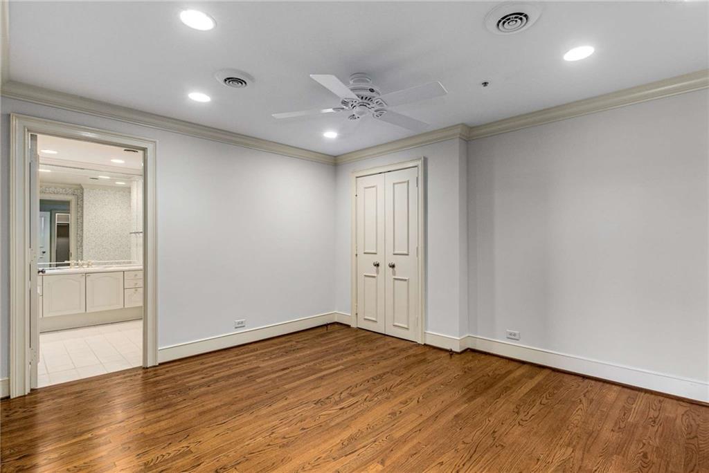 2660 Peachtree Road NW Unit 20D