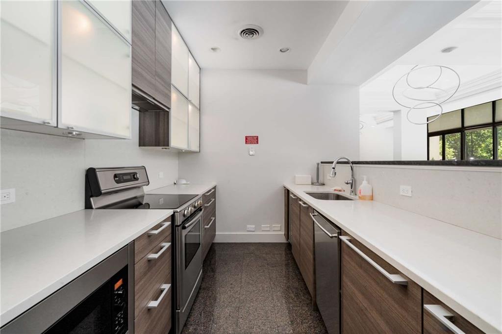 2660 Peachtree Road NW Unit 20D