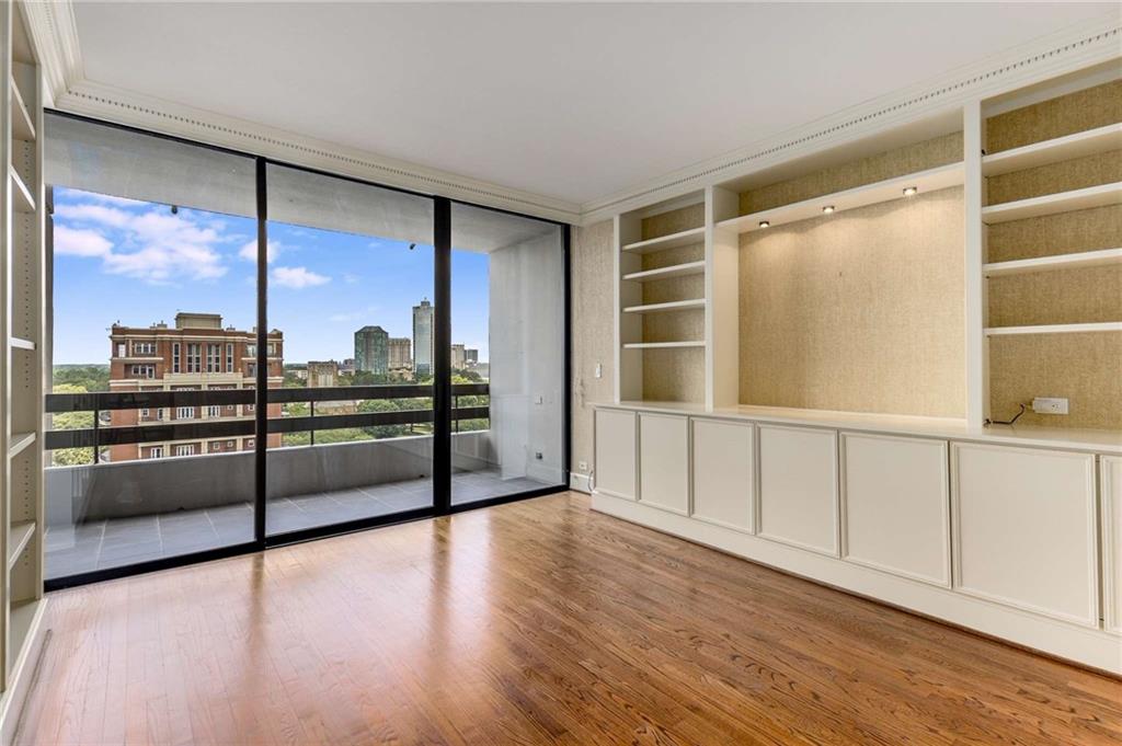 2660 Peachtree Road NW Unit 20D