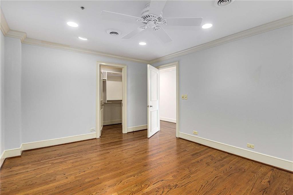 2660 Peachtree Road NW Unit 20D