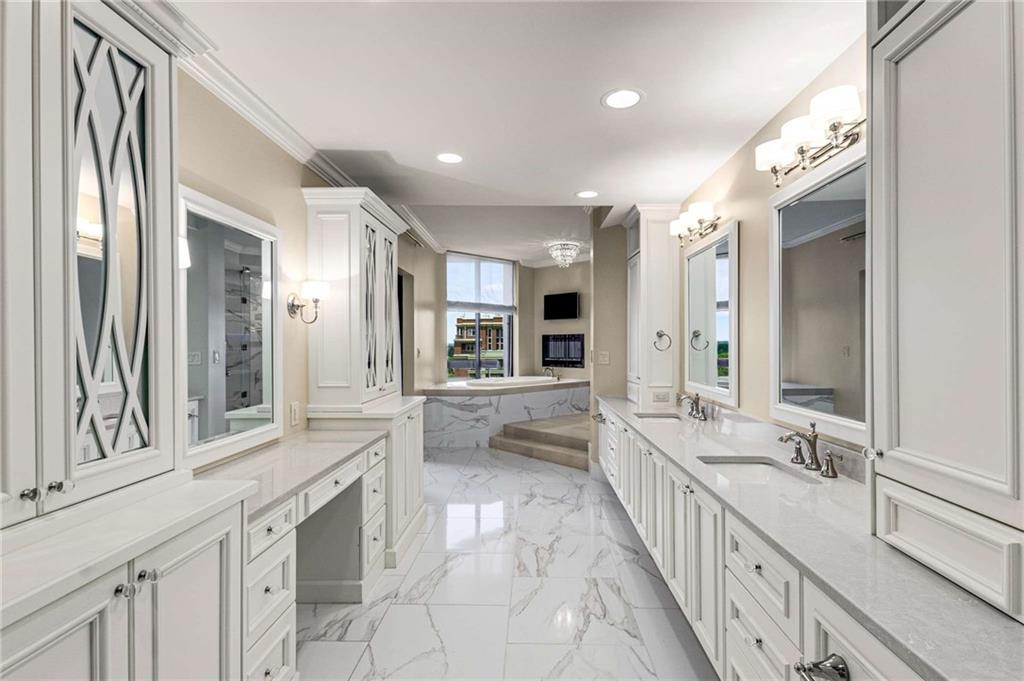 2660 Peachtree Road NW Unit 20D