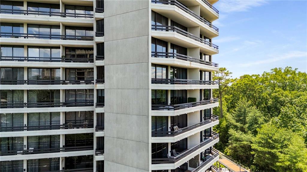 2660 Peachtree Road NW Unit 20D