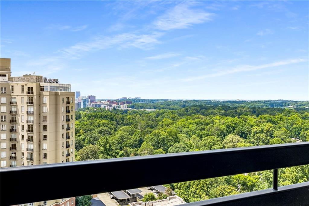 2660 Peachtree Road NW Unit 18H