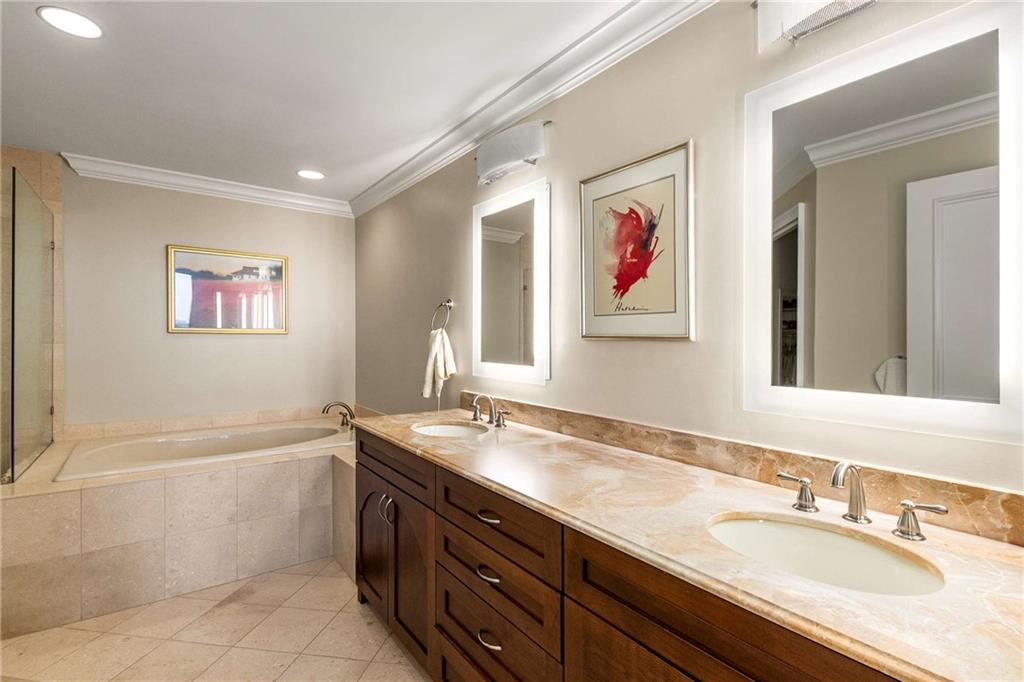 2660 Peachtree Road NW Unit 16F