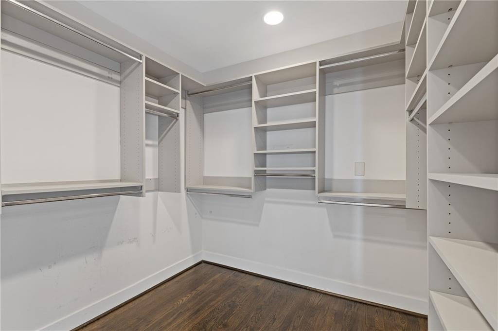 2660 Peachtree Road NW Unit 30G