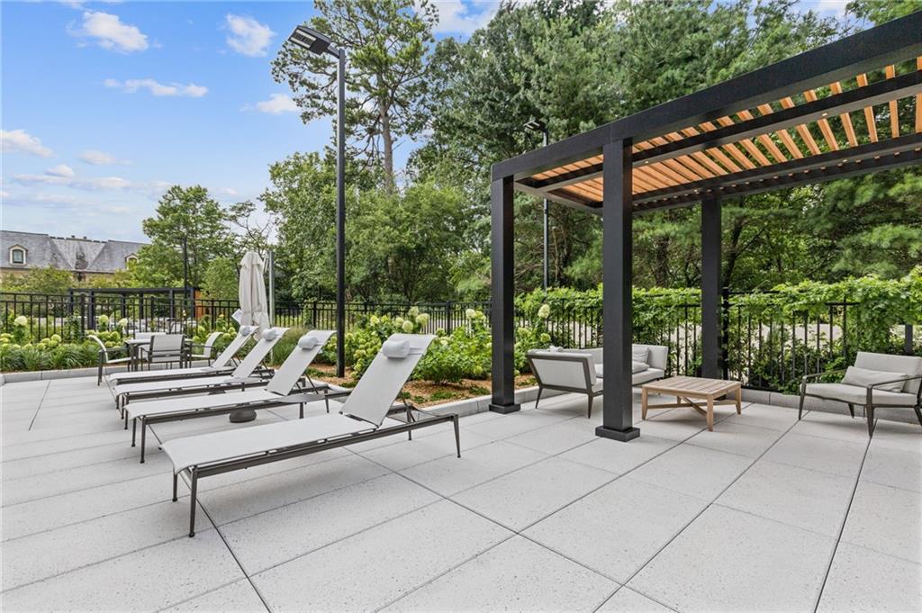 2660 Peachtree Road NW Unit 30G