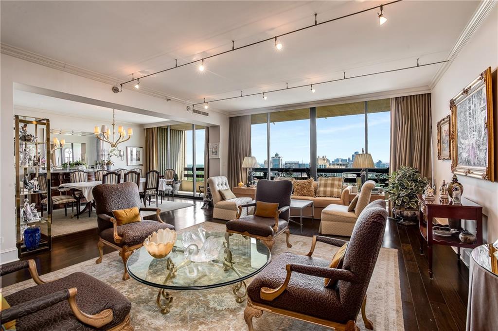 2660 Peachtree Road NW Unit 38E