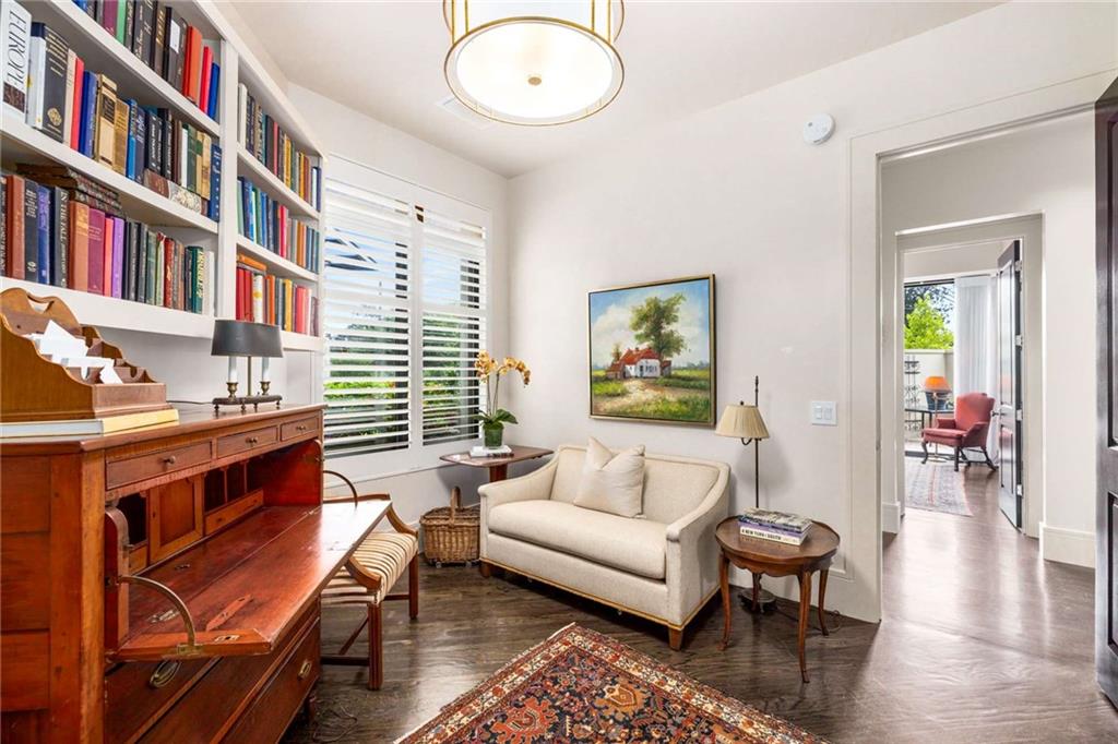 2660 Peachtree Road NW Unit 4G