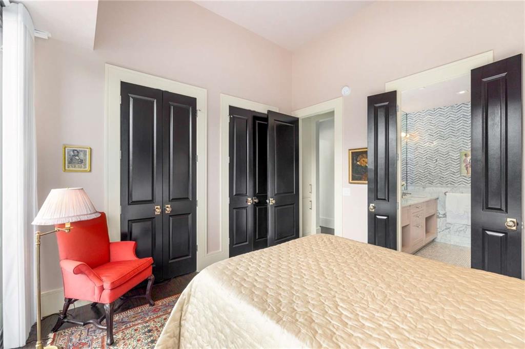 2660 Peachtree Road NW Unit 4G