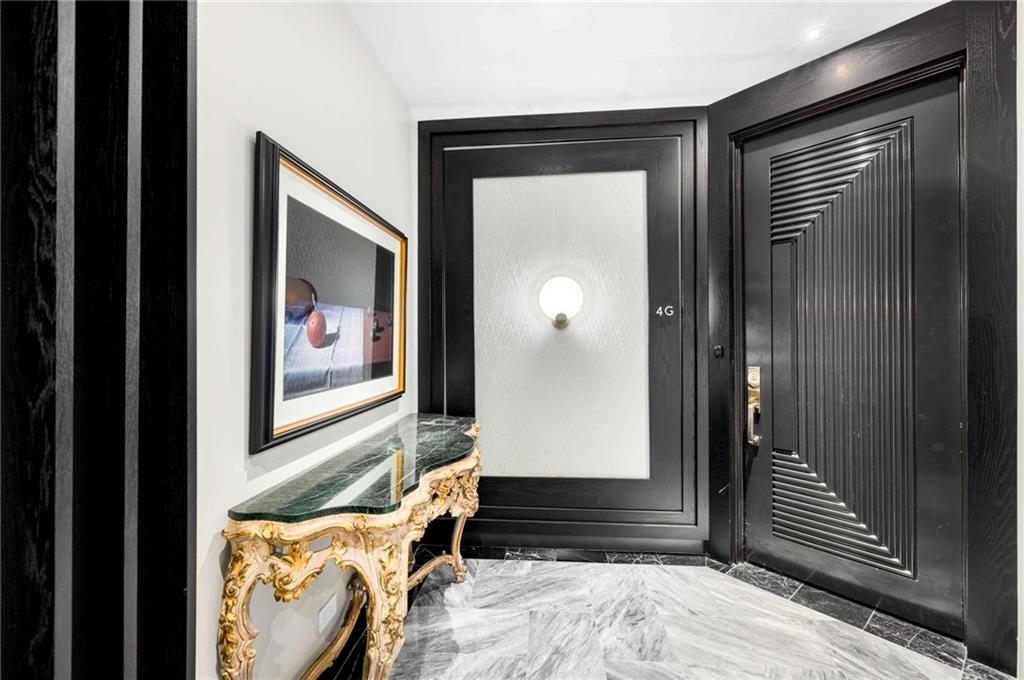 2660 Peachtree Road NW Unit 4G