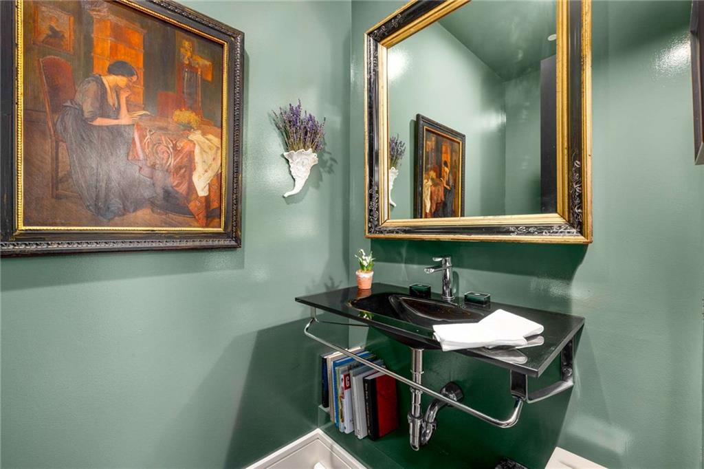 2660 Peachtree Road NW Unit 4G