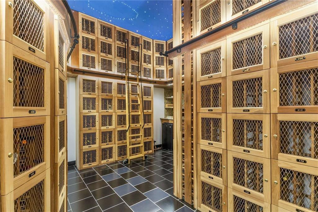 3338 Peachtree Road NE Unit 407