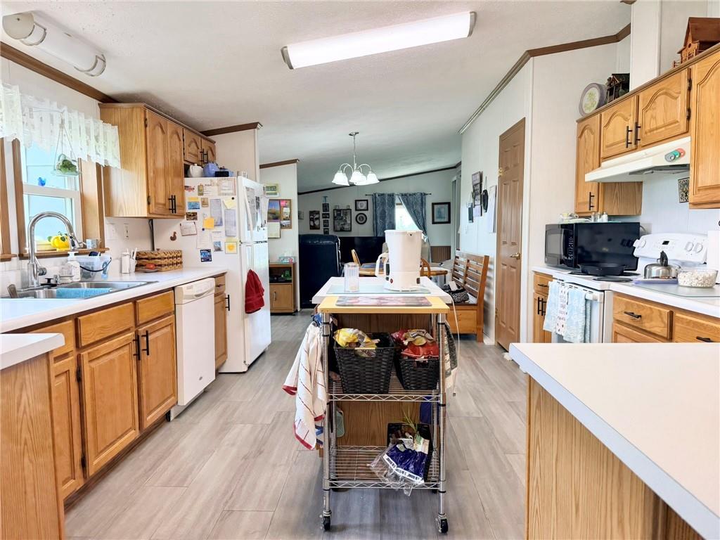 490 NE 18th Avenue