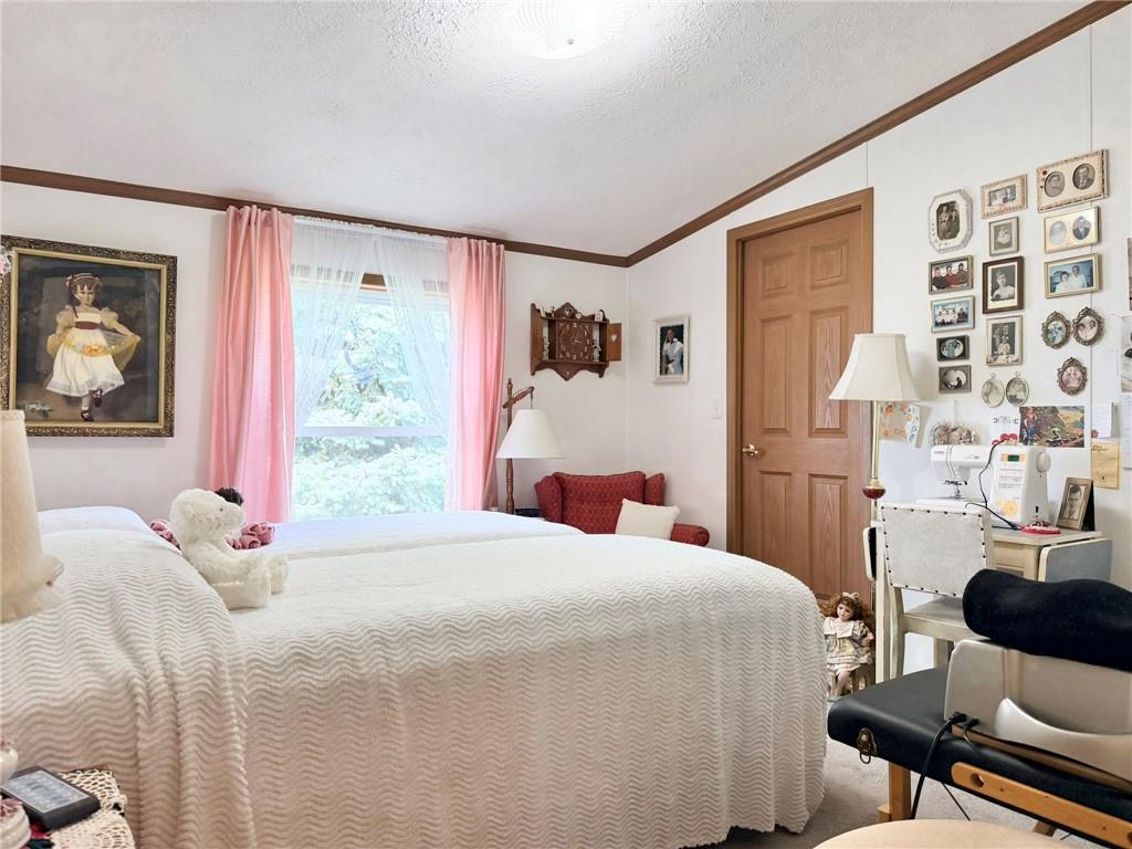 490 NE 18th Avenue