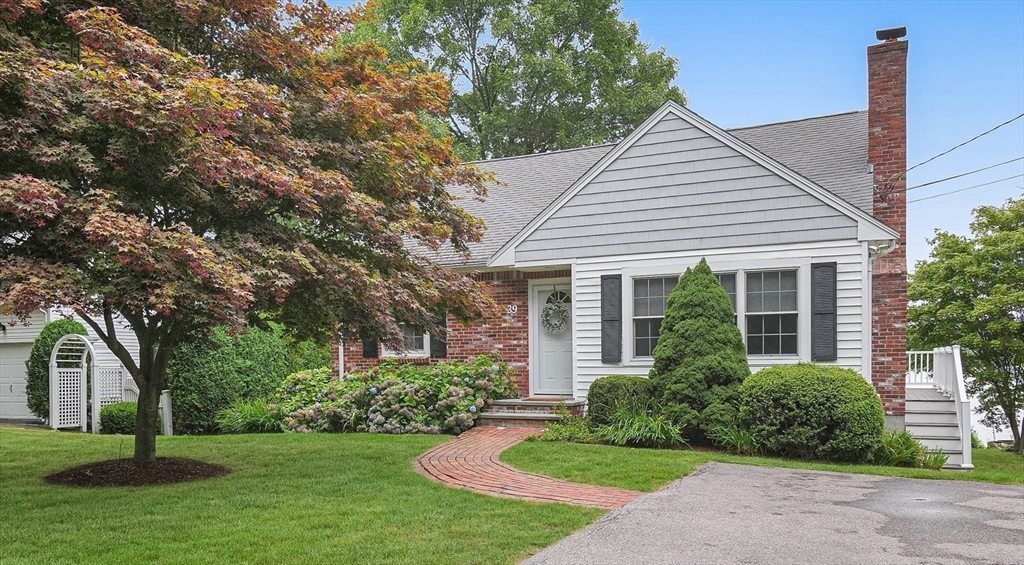39 Miller Ave