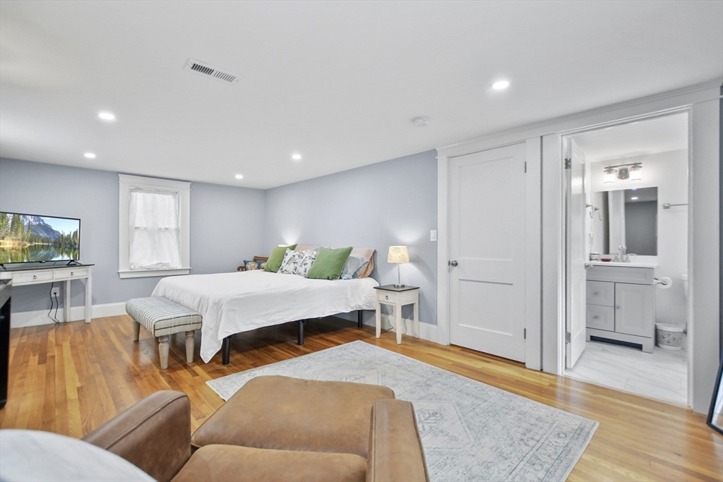4 Linden Street