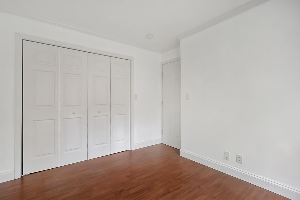 160 Newton St # 1