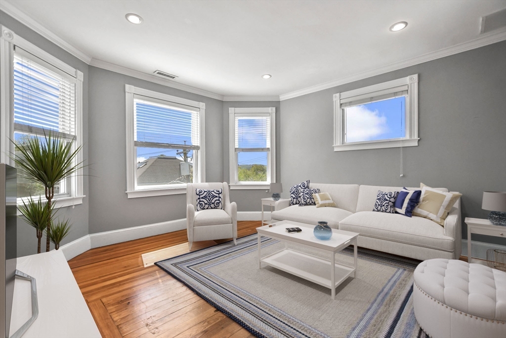 52 Orange St # 3