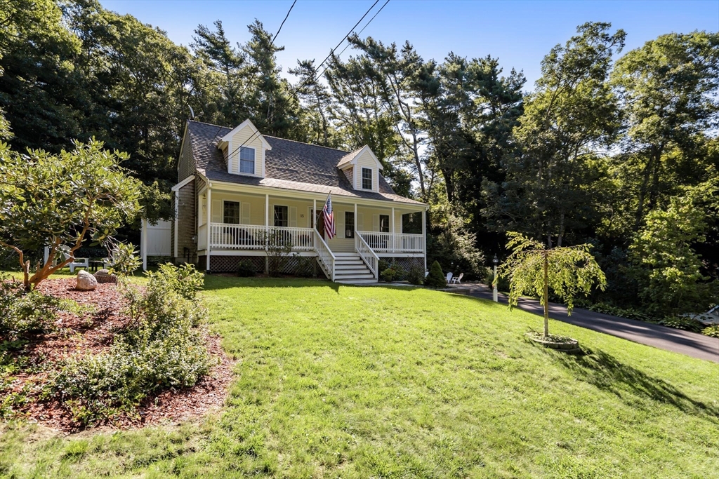 15 Cypress St