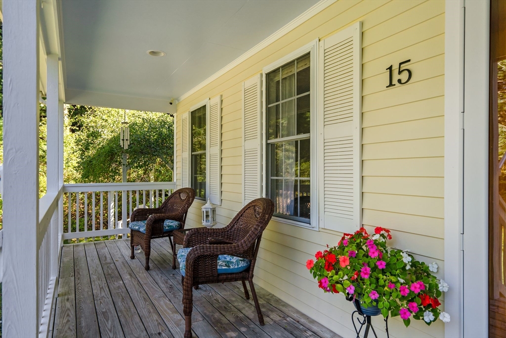 15 Cypress St