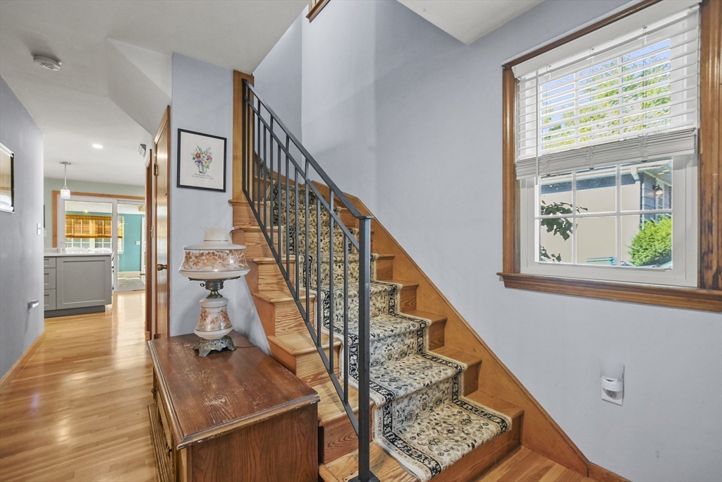 254 Weston St