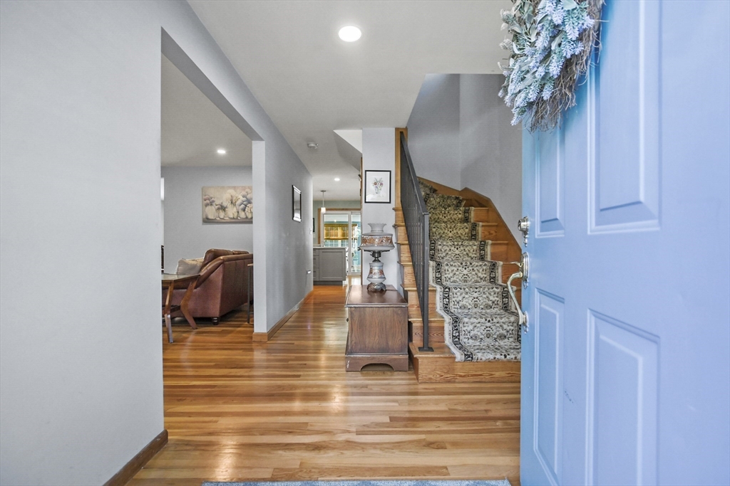 254 Weston St