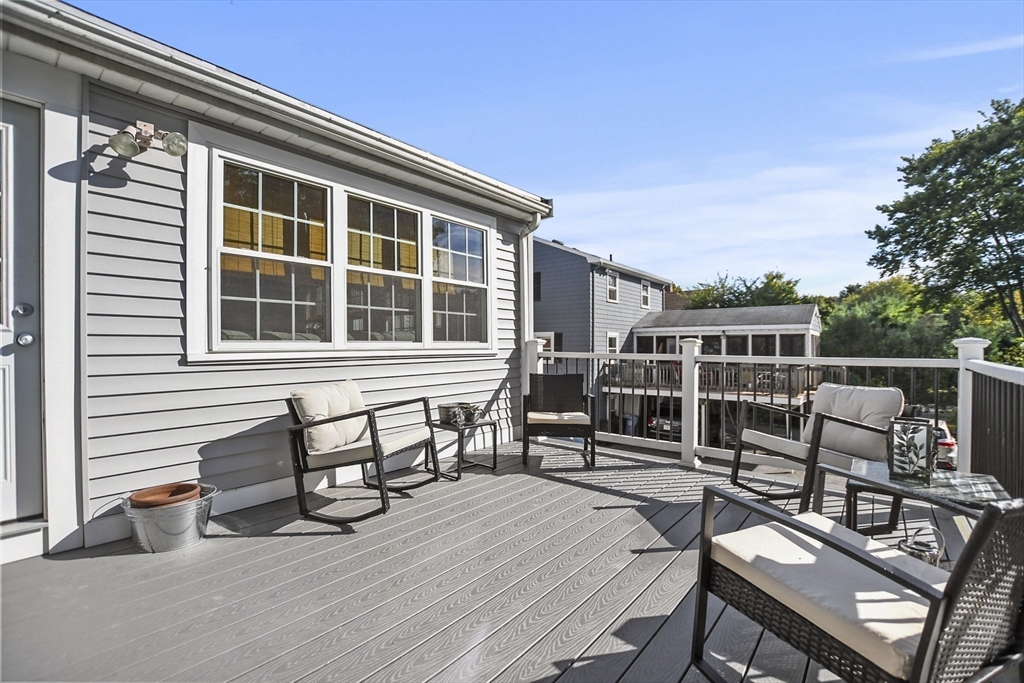 254 Weston St