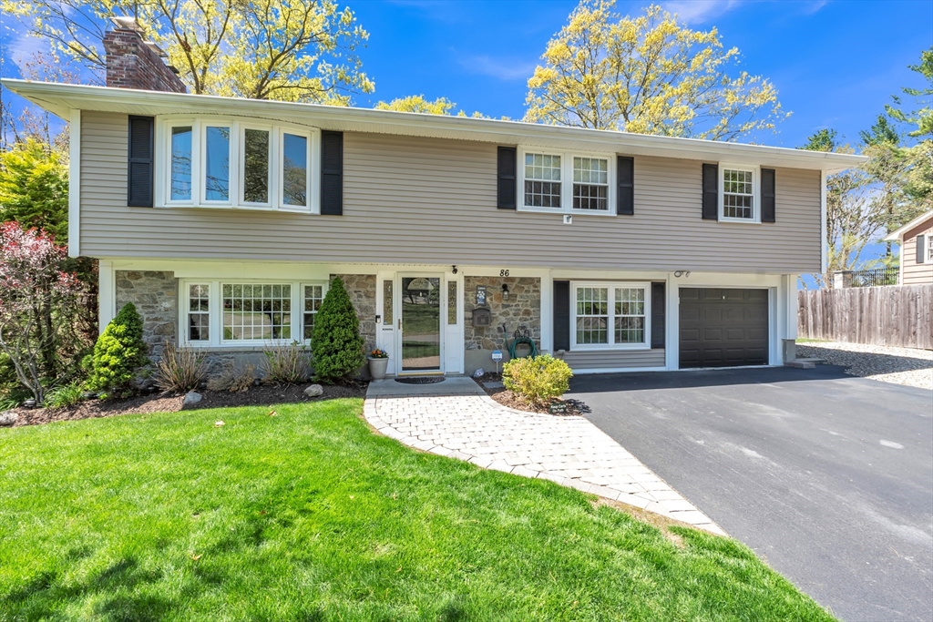 86 Angelica Drive