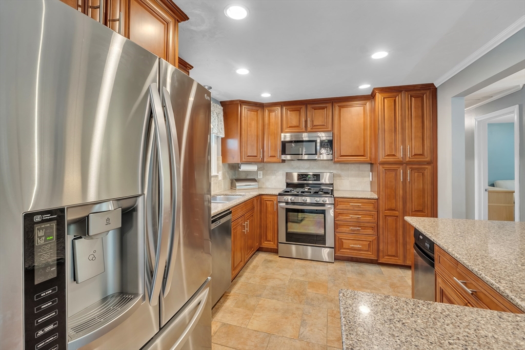 86 Angelica Drive