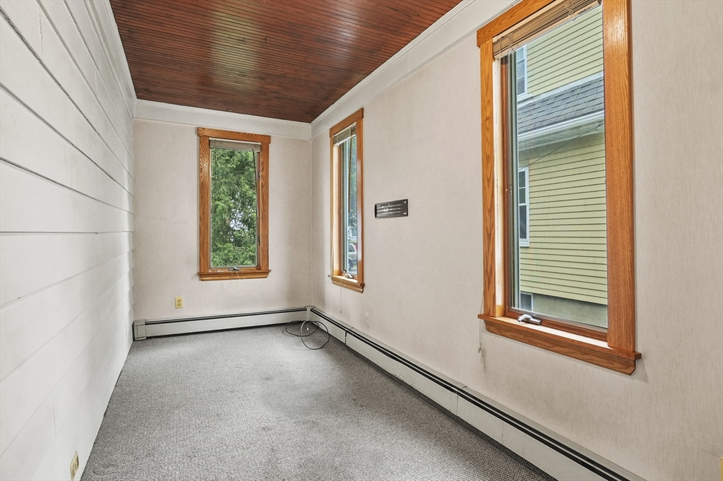 14 Lyman Terrace