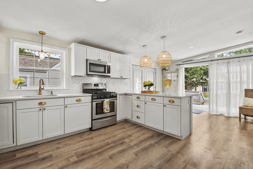 54 Hillside Ave