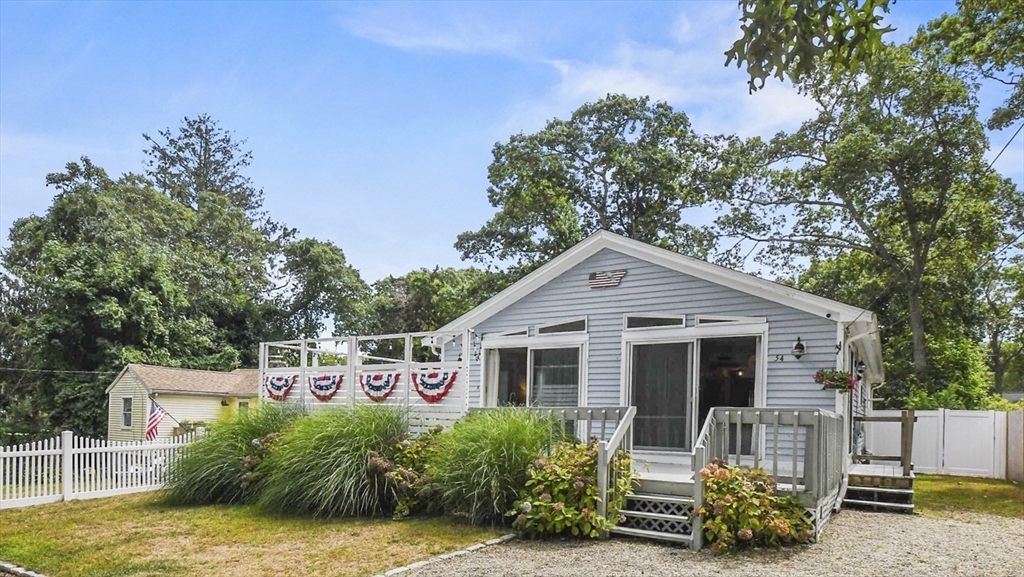 54 Hillside Ave