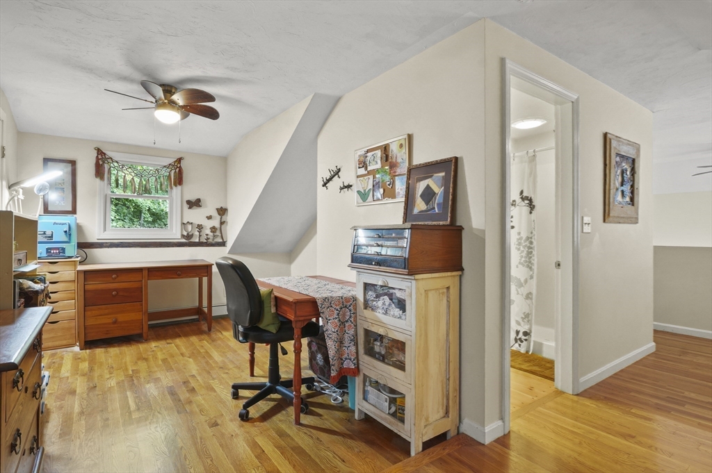 11 Chestnut St