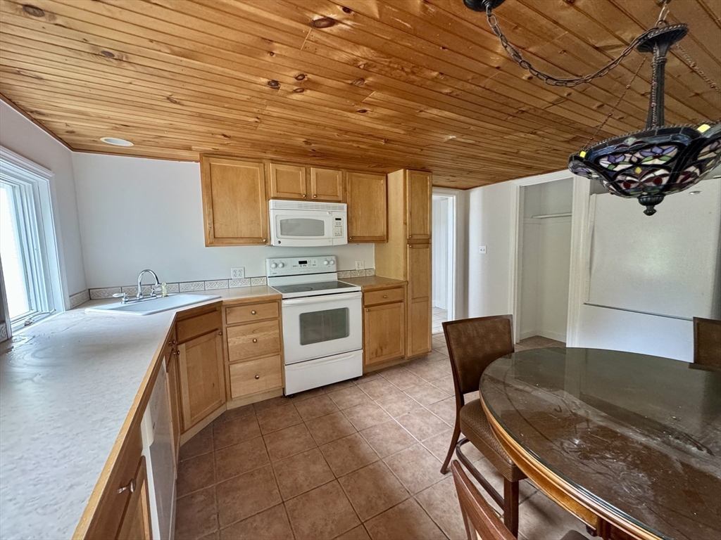 72 Apple D Or Rd # D