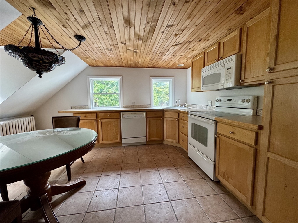 72 Apple D Or Rd # D