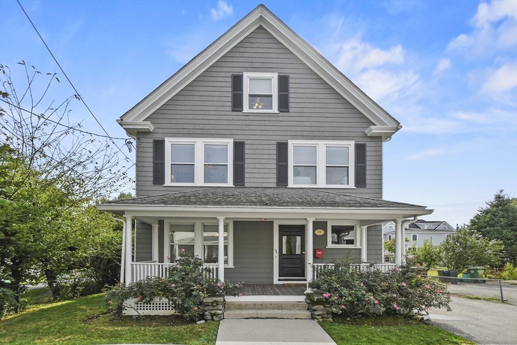32 Bacon St