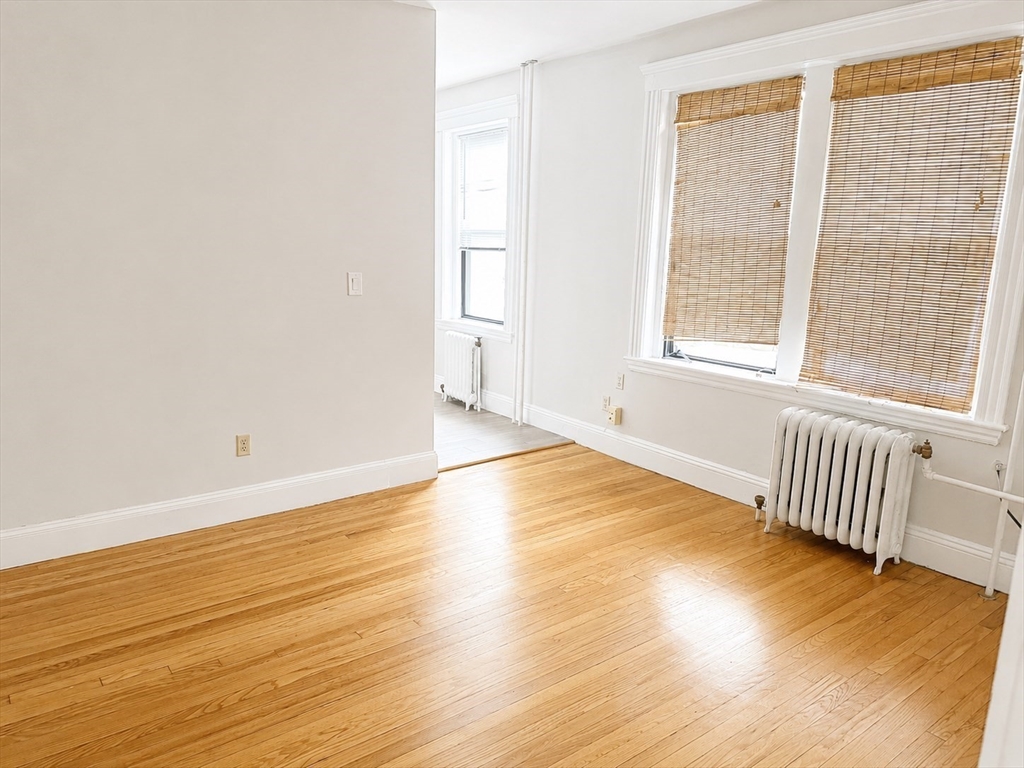 370 Chestnut Hill Ave # 34
