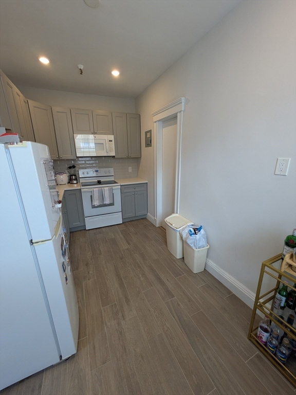 370 Chestnut Hill Ave # 34